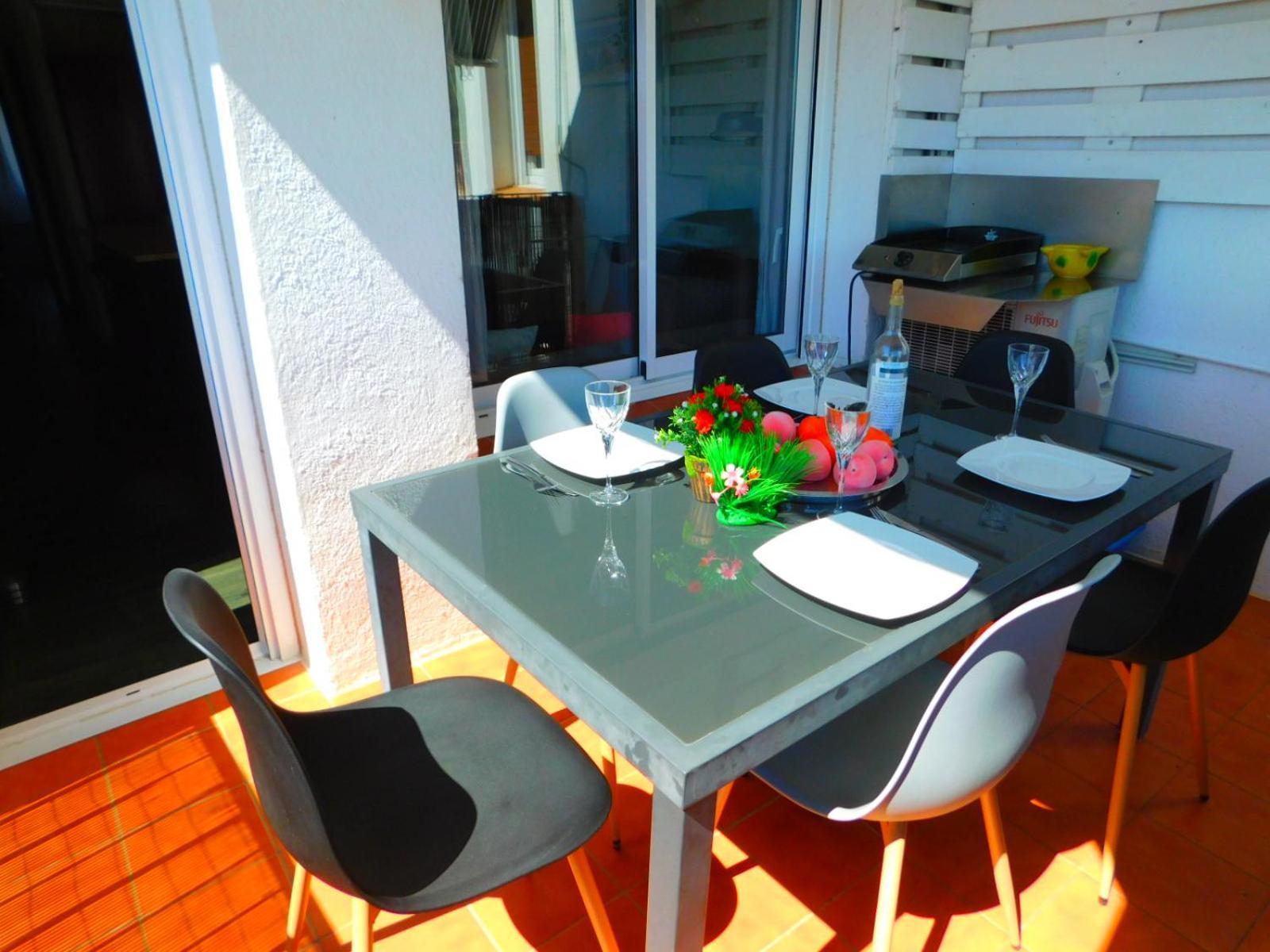 Gmid Immo Apartamento Mas Oliva 罗萨斯 外观 照片